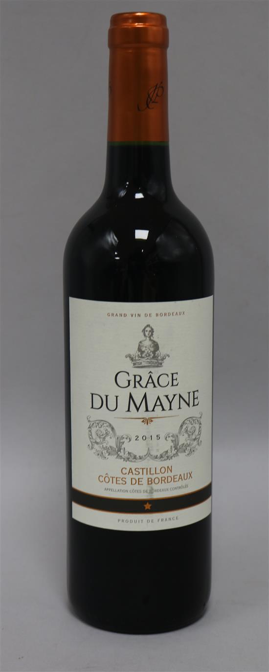 Five bottles bottles Grace du Maynes Cotes Castillion 2015